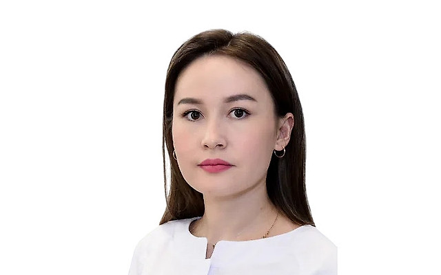 Киникеева Айшат Шлюмбаевна